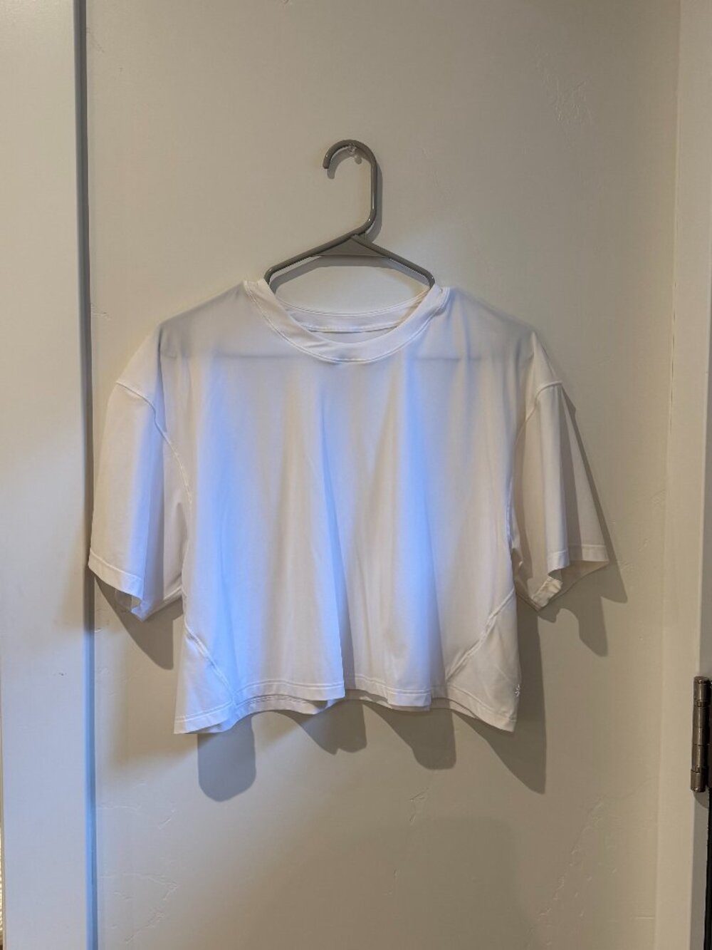Athleta Ultimate Cropped Tee
